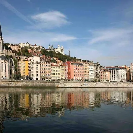 Le Rhone A Vos Pieds, Bellecour A Quelques Pas